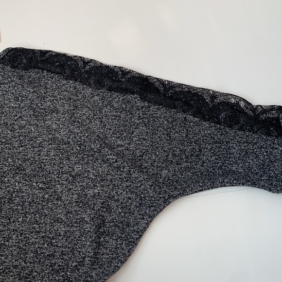 NWT Lace Trim Dolman Sleeve Top - Picture 6 of 8